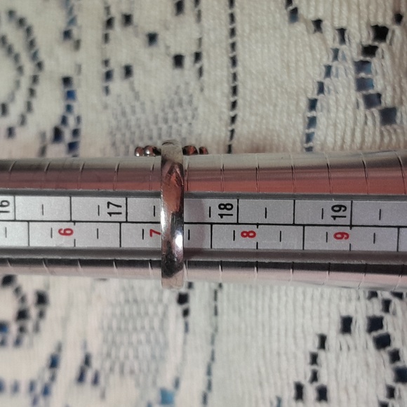 Red Stone Costume Jewelry Filagree Patterned Silver-Tone Ring - Picture 6 of 8